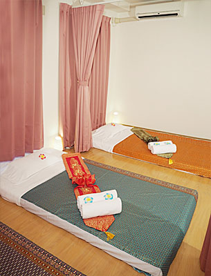 タイ古式マッサージ